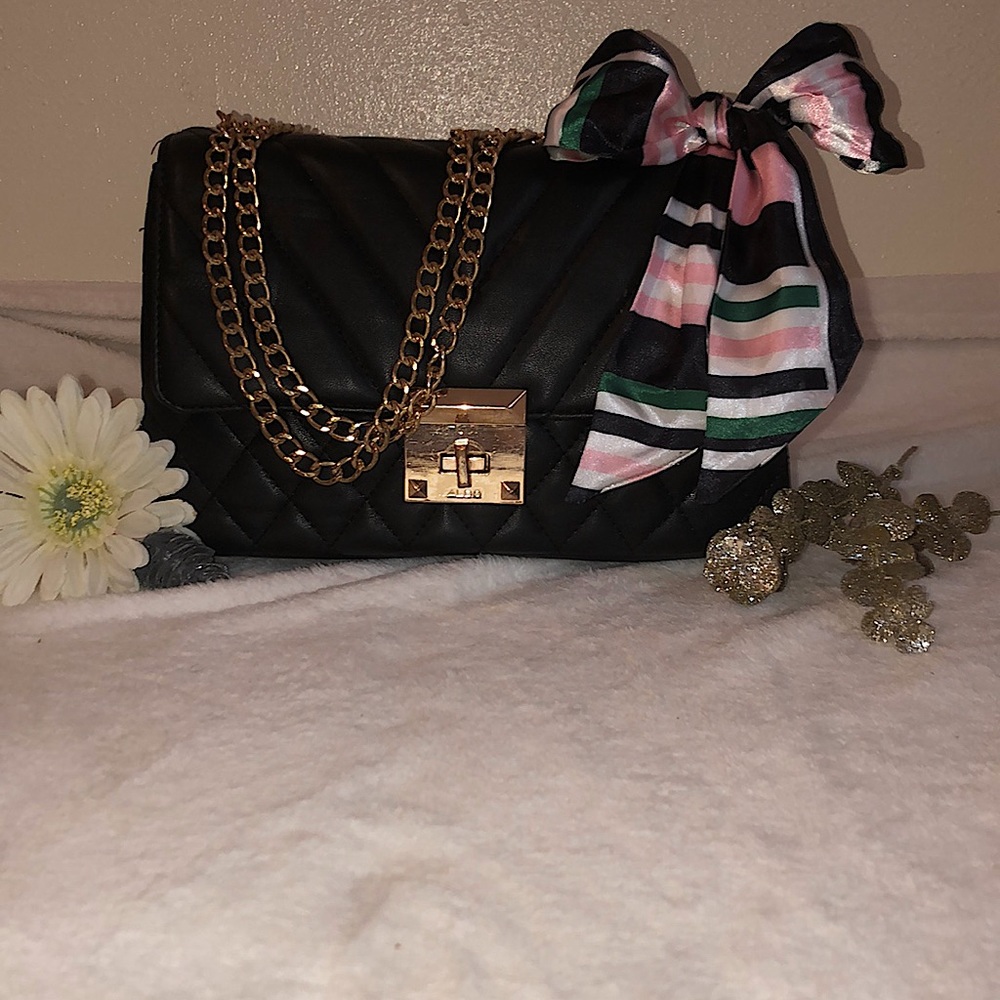 ALDO Black Quilted Shoulder Bag💗💚🖤